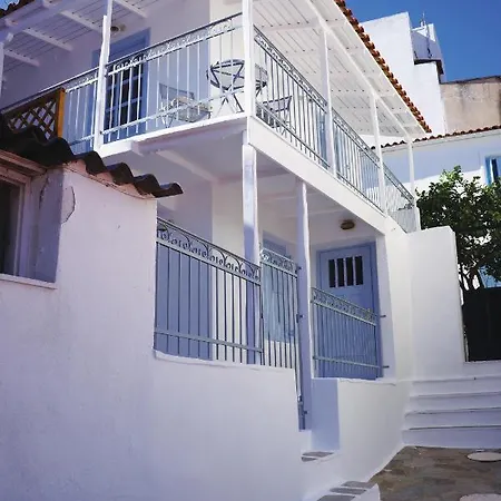 The Skiathos stad